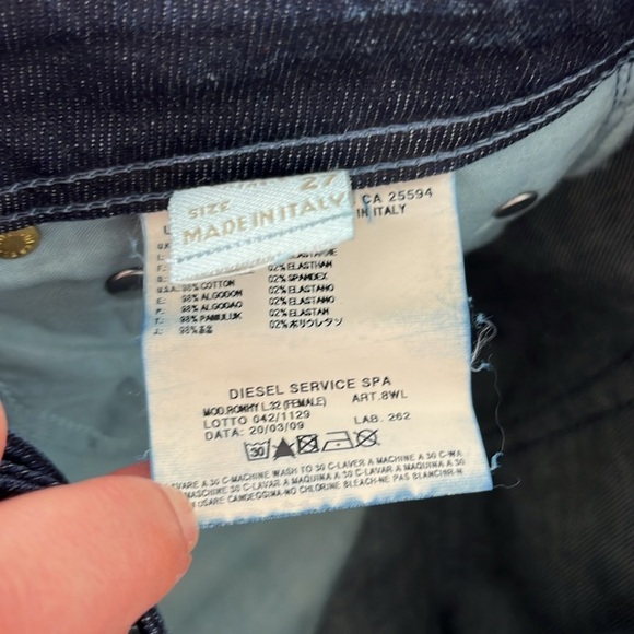 Diesel Rohny Dark Denim Jeans - Picture 13 of 13